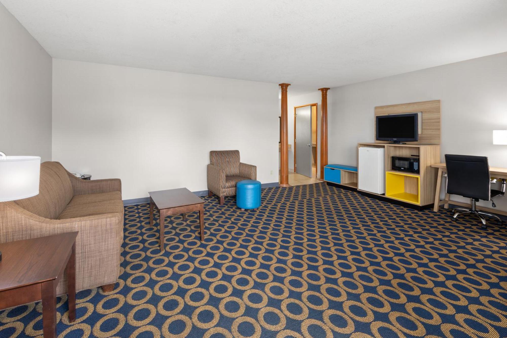 Days Inn By Wyndham Wauseon Bagian luar foto