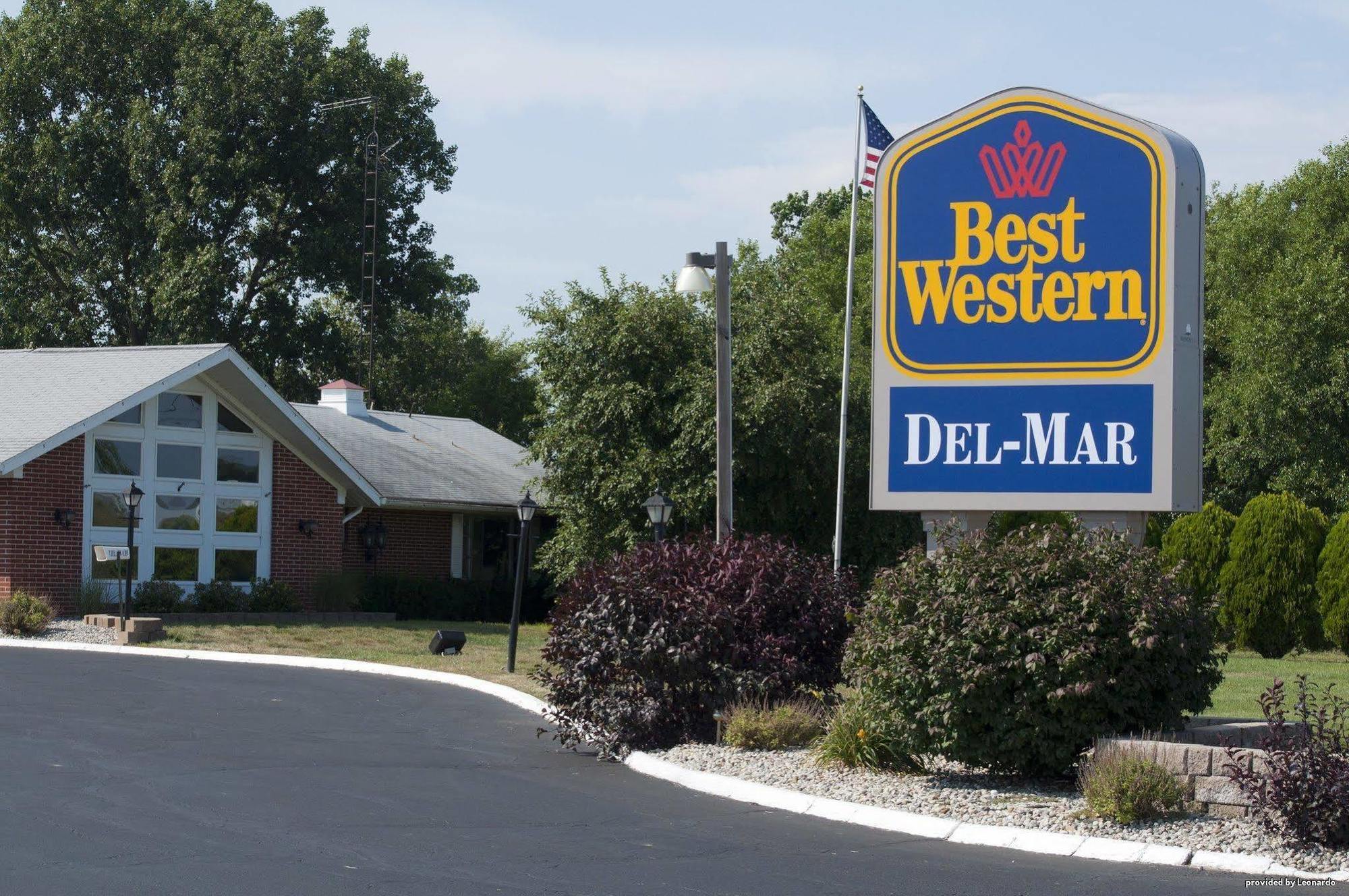Days Inn By Wyndham Wauseon Bagian luar foto